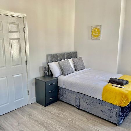 Cheerful 1 Bed Apartment Cardiff City Centre - Penarth Rd Rum bild