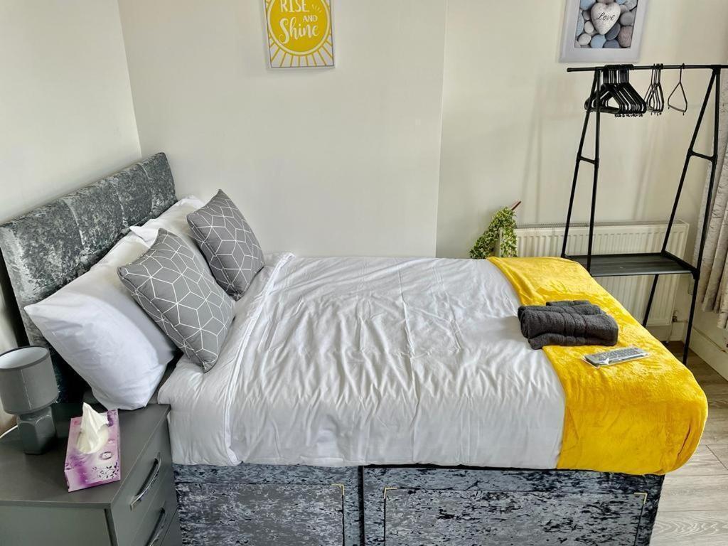 Cheerful 1 Bed Apartment Cardiff City Centre - Penarth Rd Rum bild