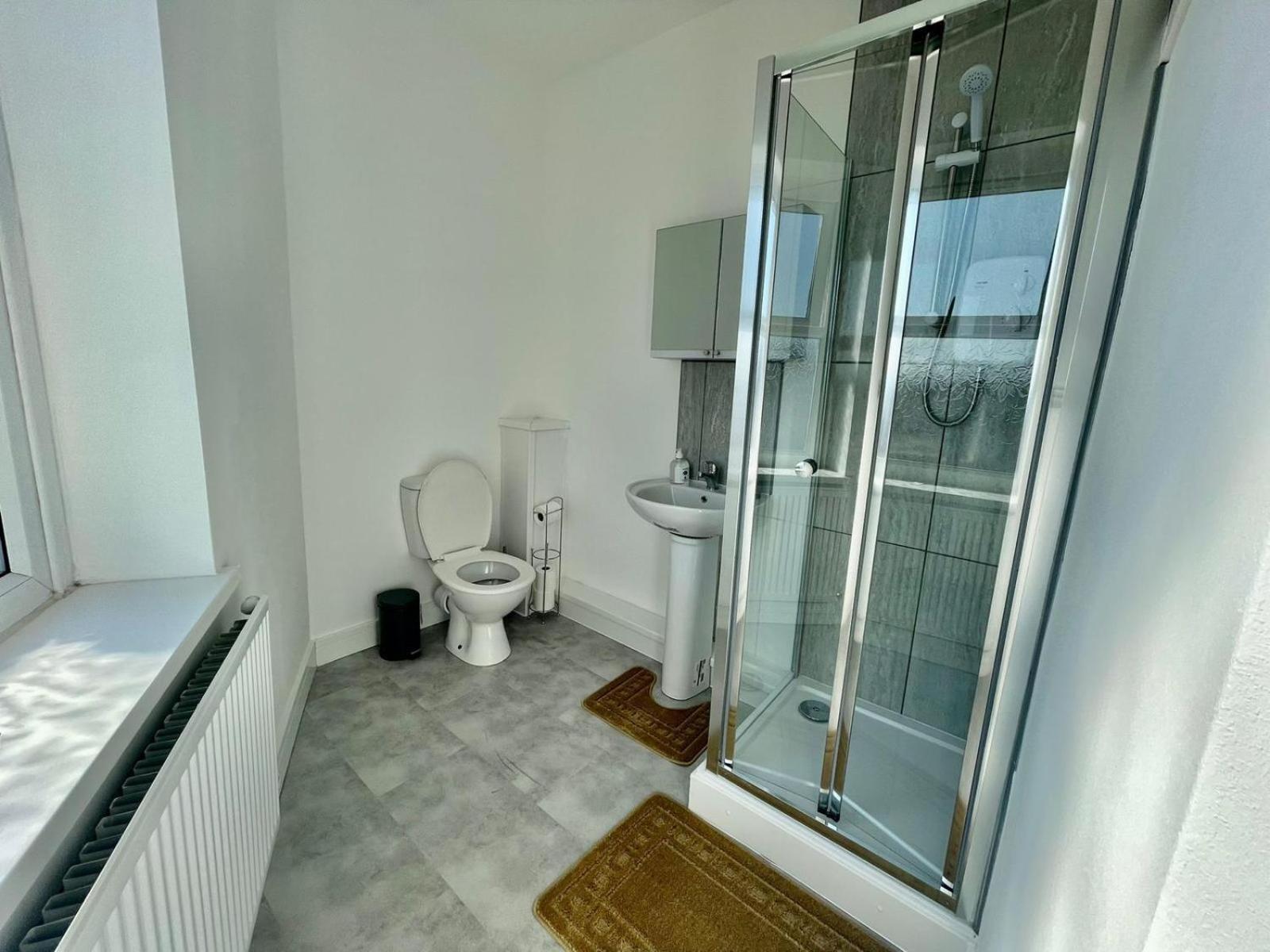 Cheerful 1 Bed Apartment Cardiff City Centre - Penarth Rd Rum bild