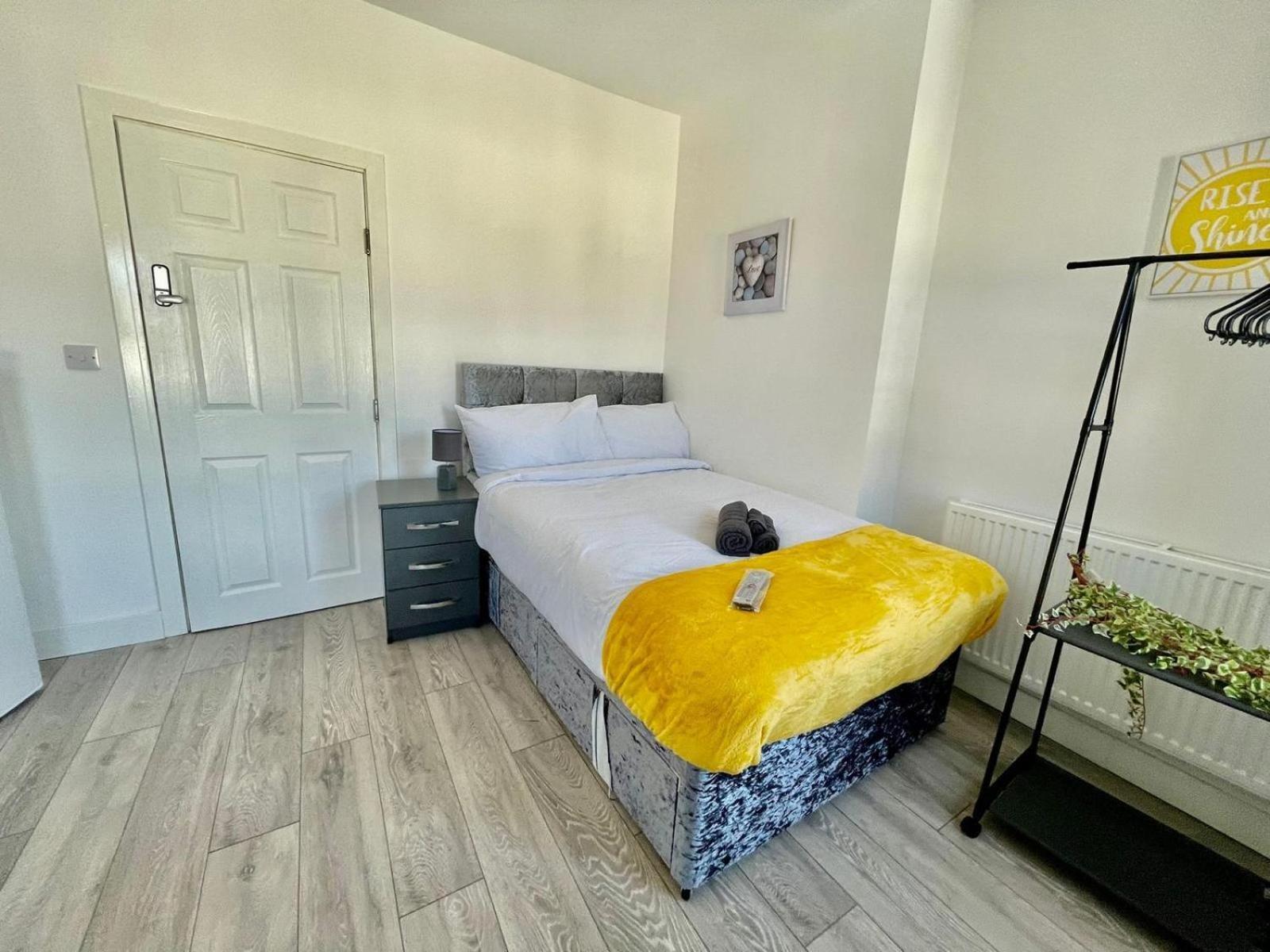 Cheerful 1 Bed Apartment Cardiff City Centre - Penarth Rd Rum bild