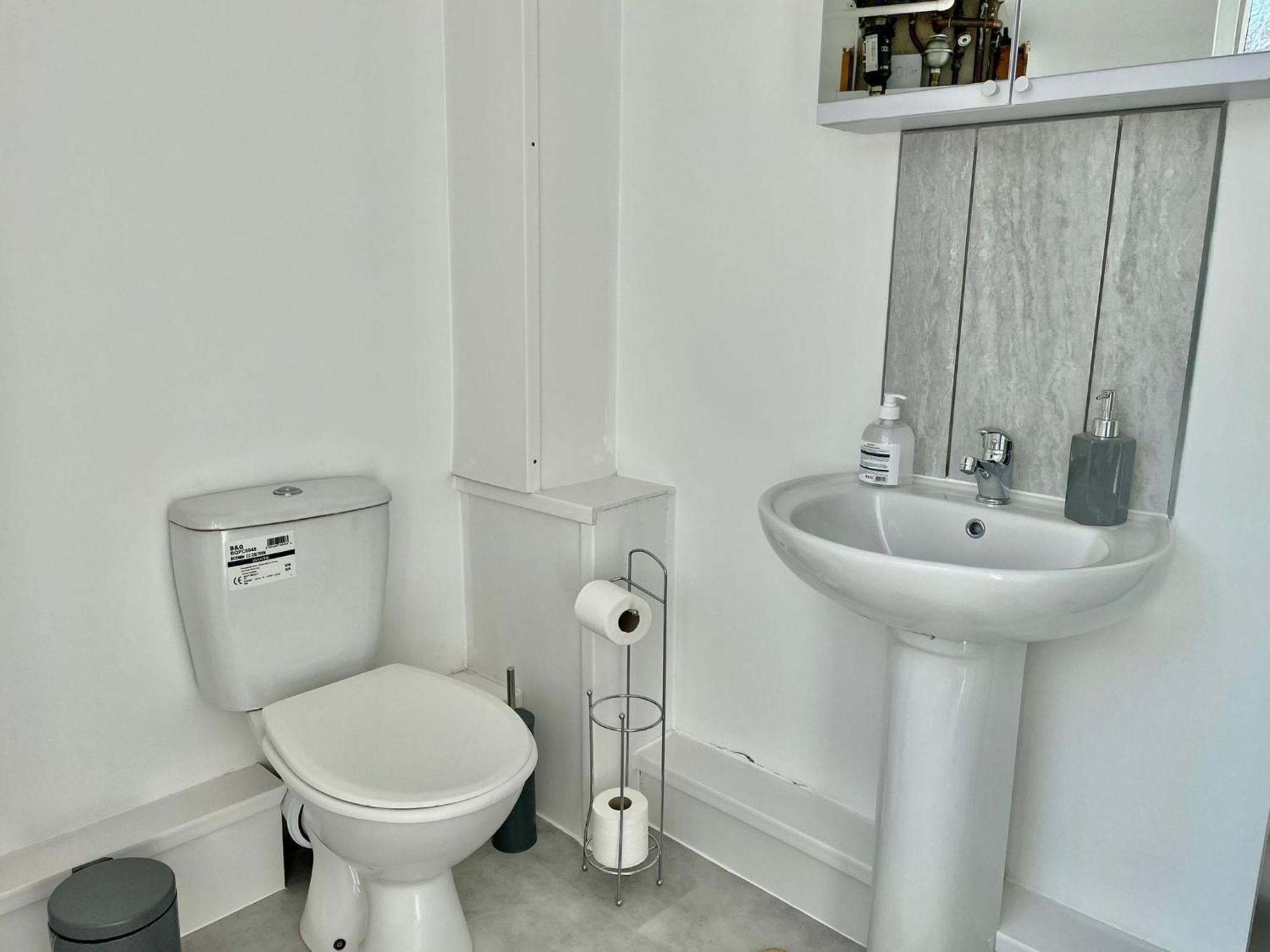 Cheerful 1 Bed Apartment Cardiff City Centre - Penarth Rd Rum bild